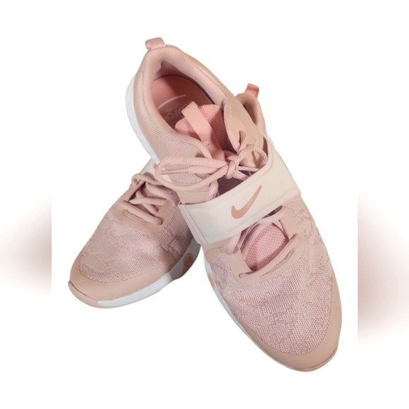 Nike Women's Renew In-Season TR 12 Premium Training Walking Running Sneakers 10 - Picture 8 of 10